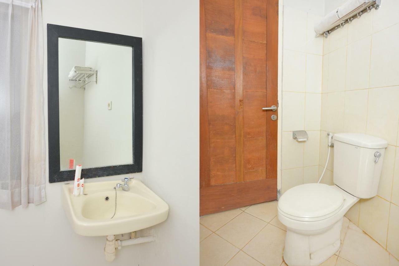 Oyo 743 Garden Guesthouse Maguwo Luaran gambar
