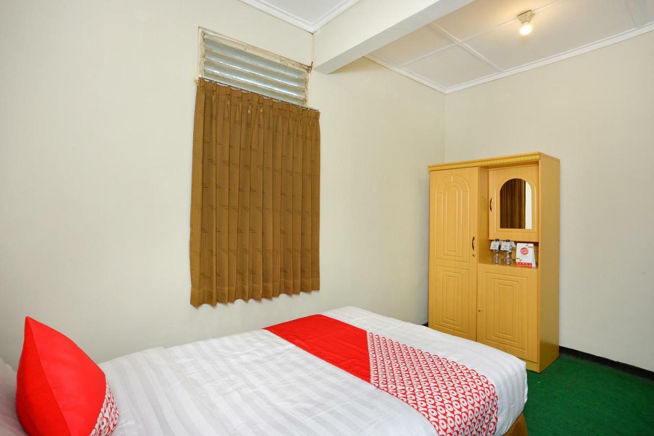 Oyo 743 Garden Guesthouse Maguwo Luaran gambar